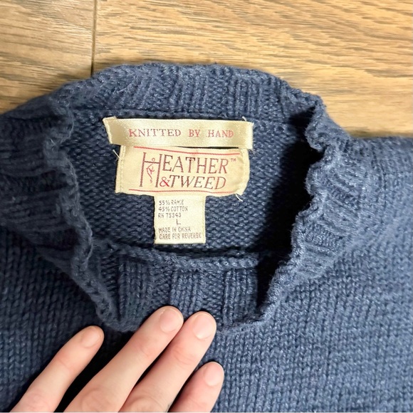 Vintage Heather & Tweed Hand Knitted Cable Knit Navy Christmas Sweater Size L - Picture 4 of 4